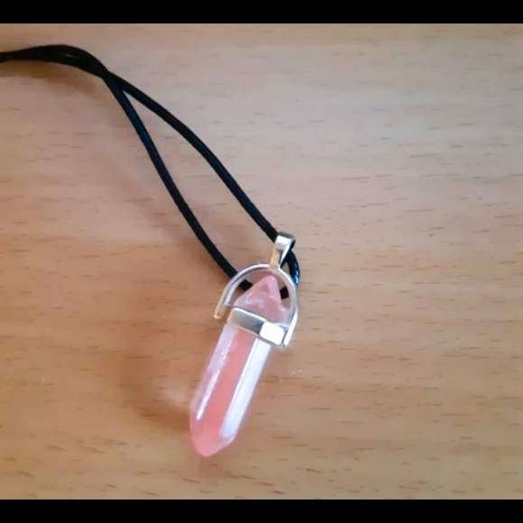 ‼️RELISTED‼️ Rose Quartz Crystal Silver Leather Necklace - Picture 3 of 14